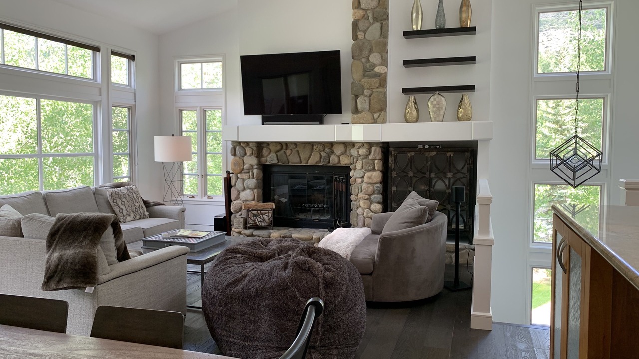 Photo of Livingroom in Beaver Creek