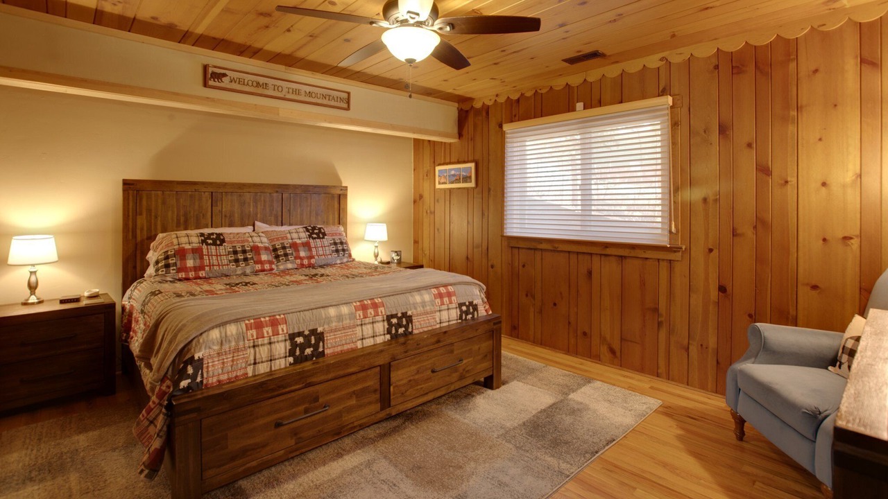 Photo of Bedroom in Green Mountain Falls