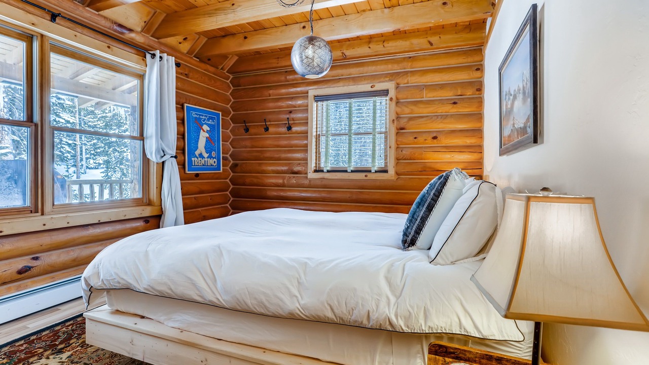 Photo of Bedroom in Breckenridge