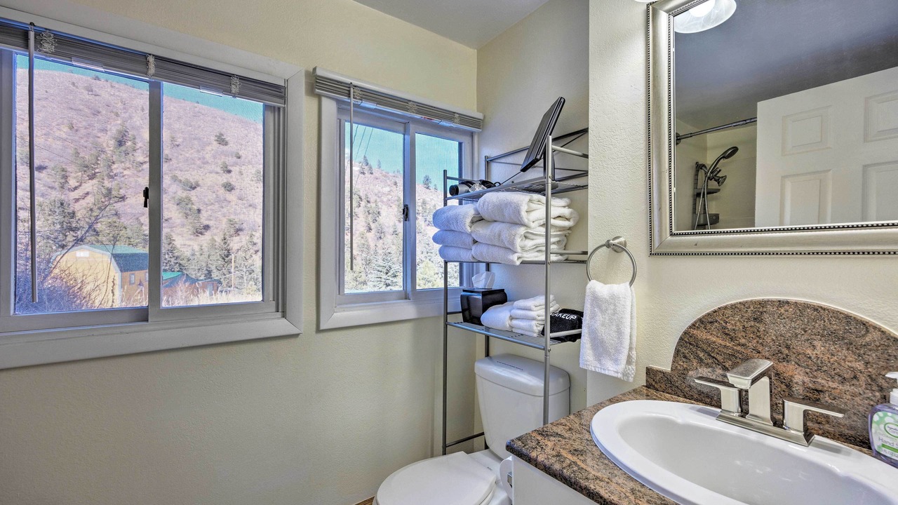 Photo of Bathroom in Green Mountain Falls