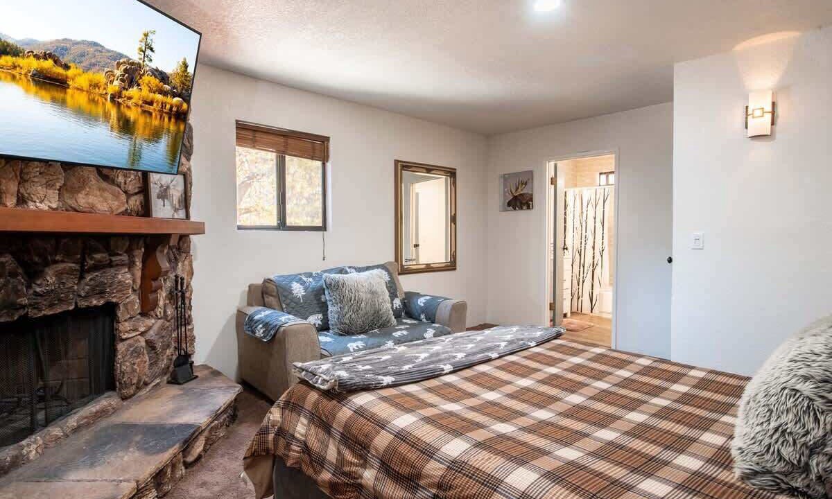 Photo of Bathroom in Summit Estates
