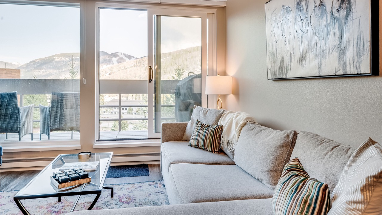 Photo of Livingroom in Vail