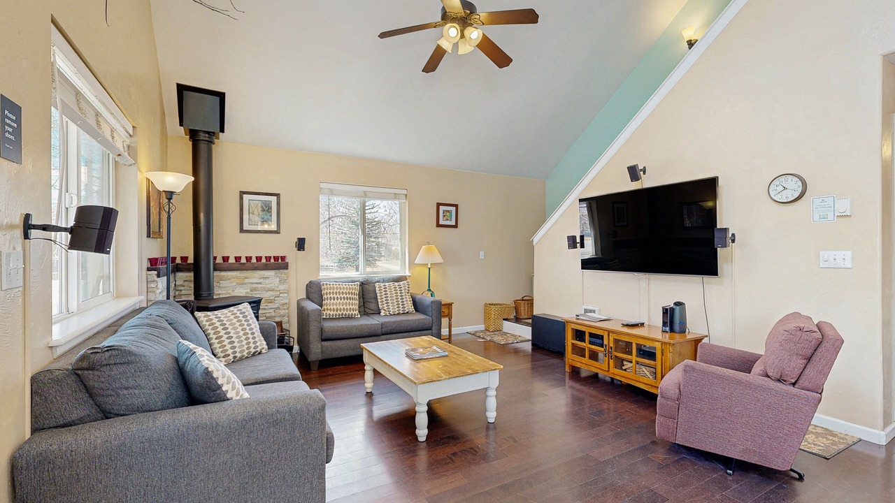 Photo of Livingroom in Gunnison