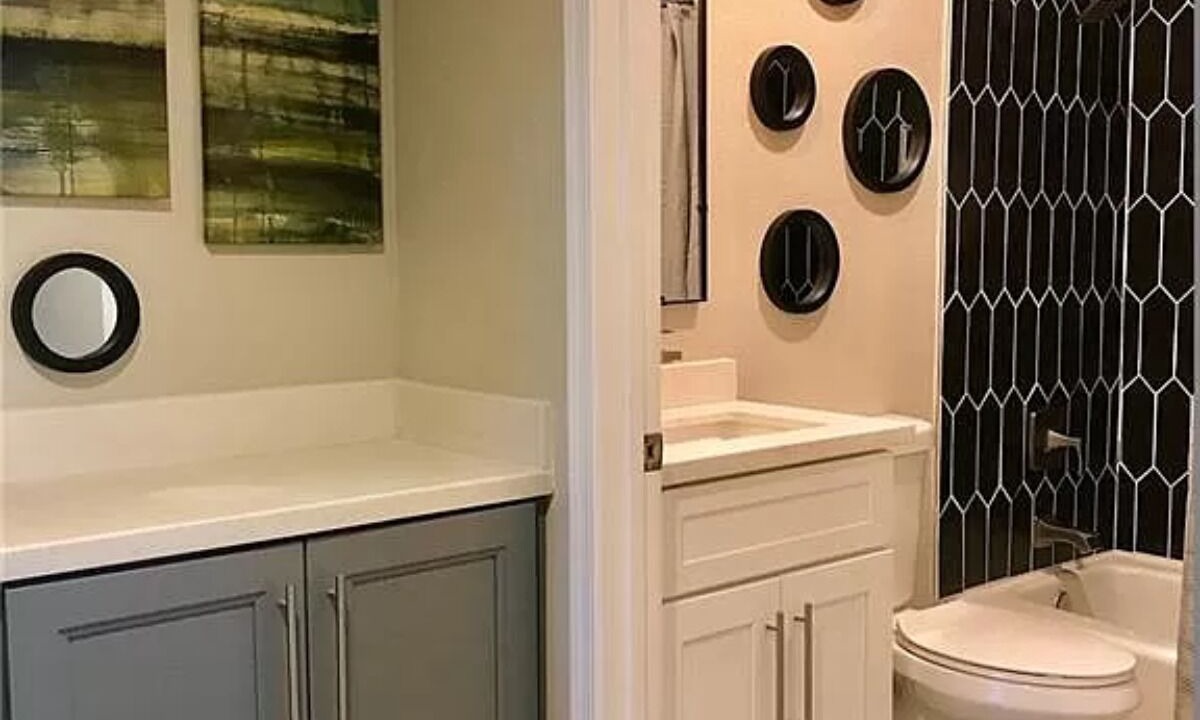 Photo of Bathroom in Sunridge Estates