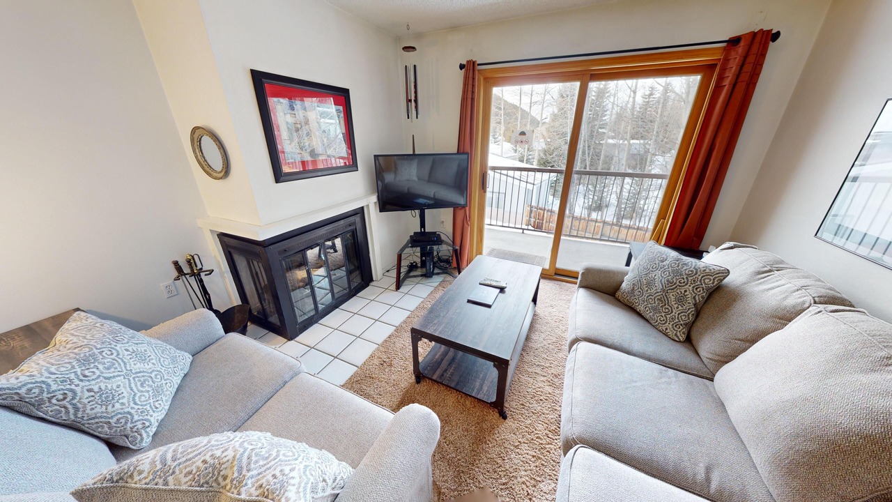 Photo of Livingroom in Mountain House