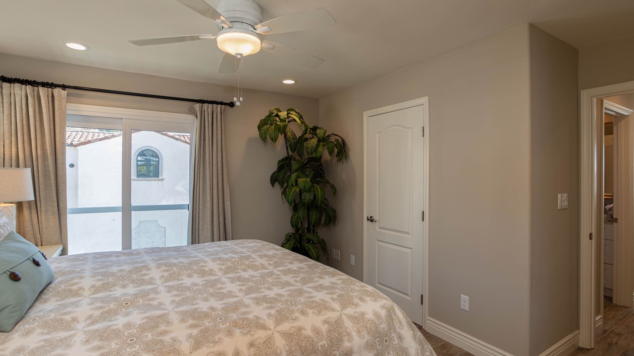 Photo of Bedroom in Downtown