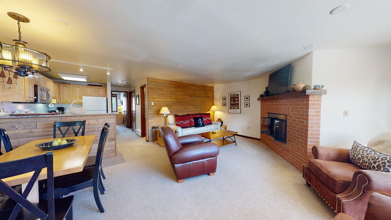 Photo of Livingroom in Snowmass Village