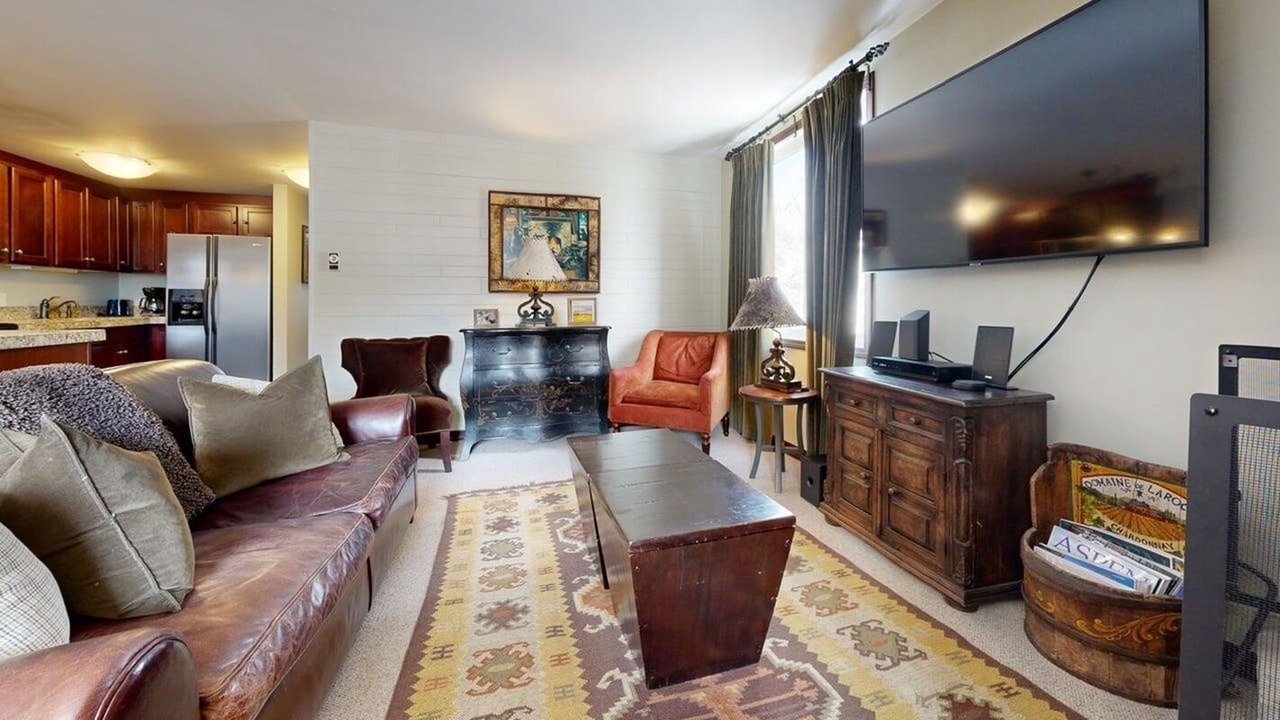 Photo of Livingroom in Snowmass Village
