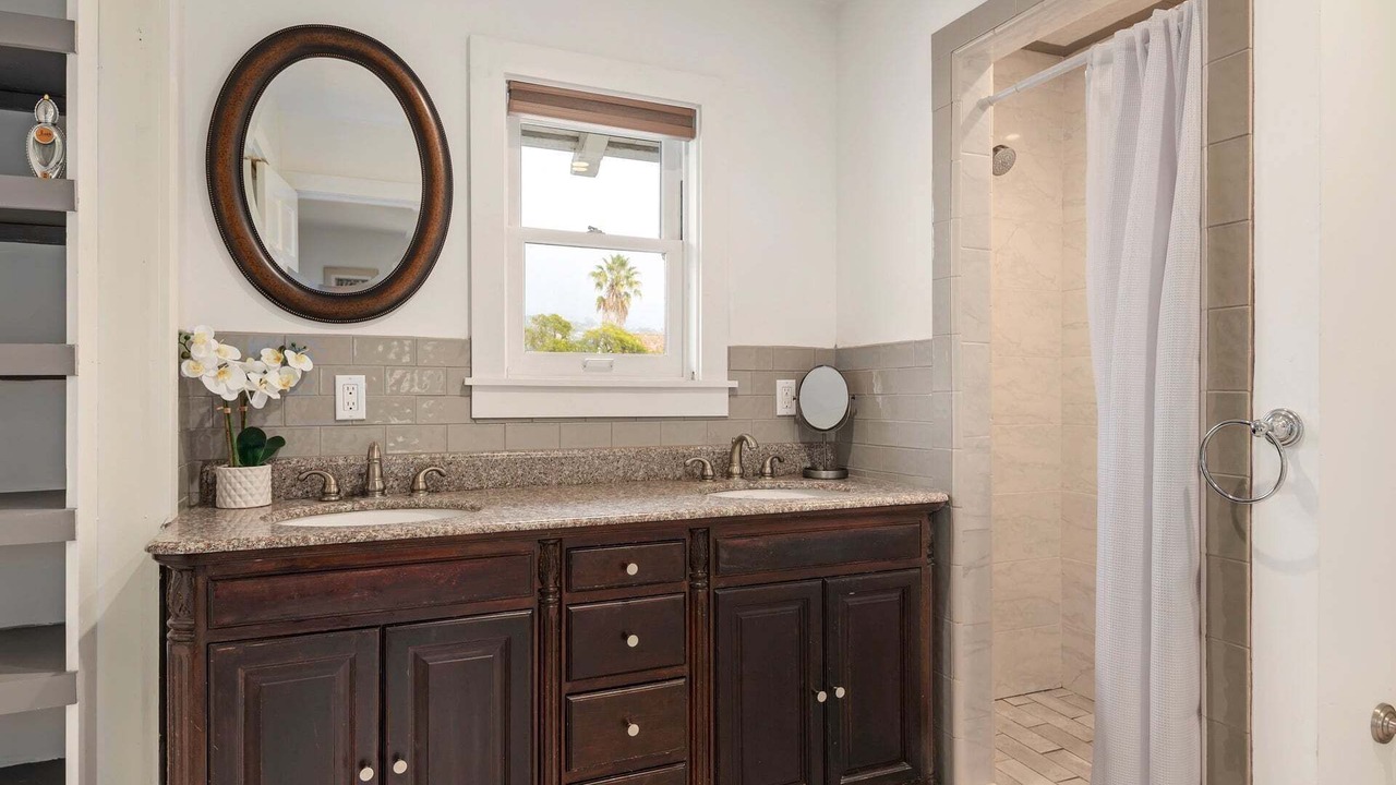 Photo of Bathroom in Upper East