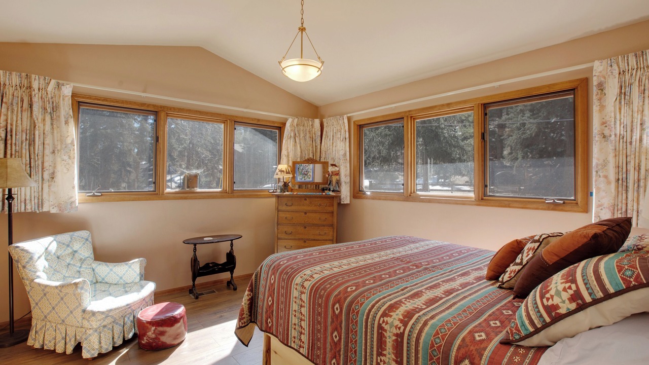 Photo of Bedroom in Green Mountain Falls