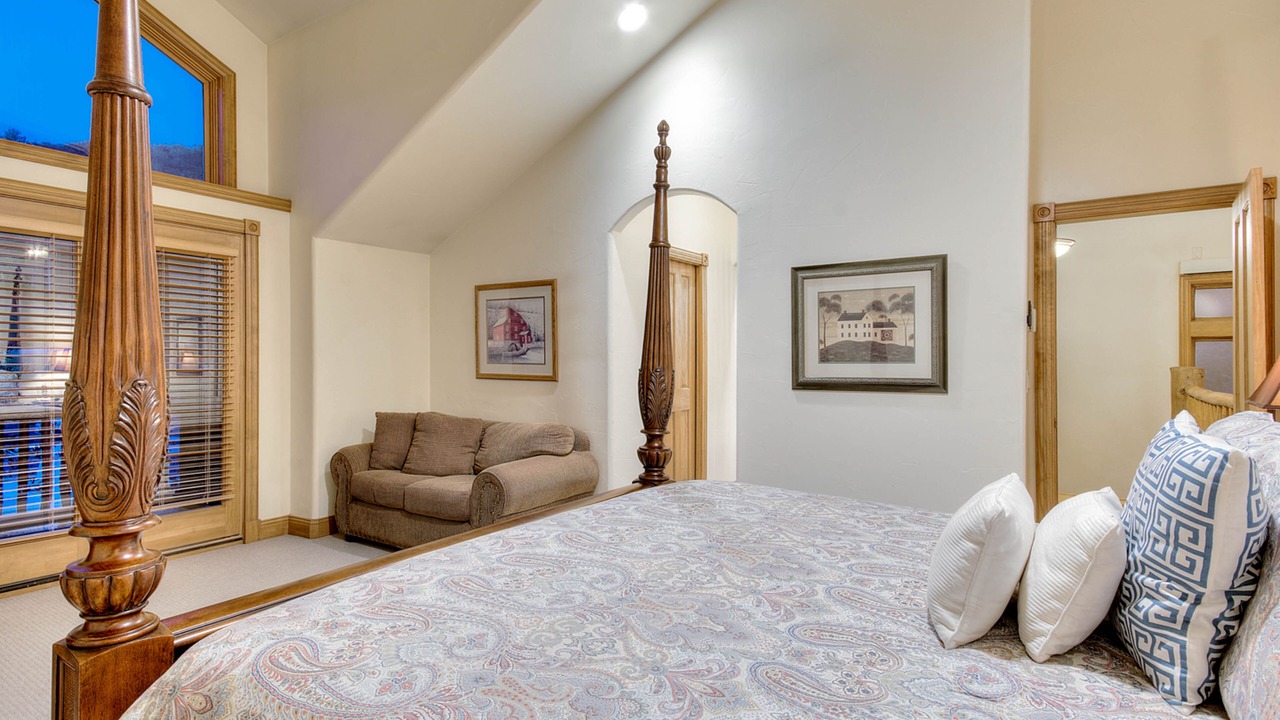 Photo of Bedroom in Steamboat Springs
