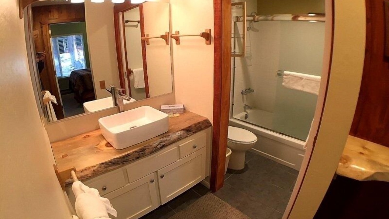 Photo of Bathroom in Mammoth Lakes