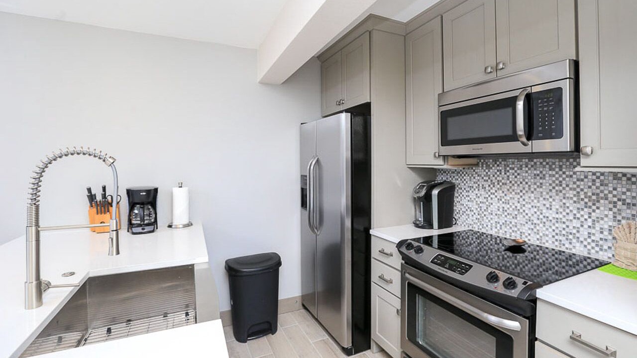 Photo of Kitchen in Peak 8