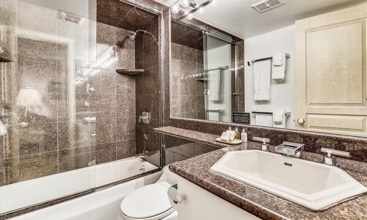 Photo of Bathroom in Aspen