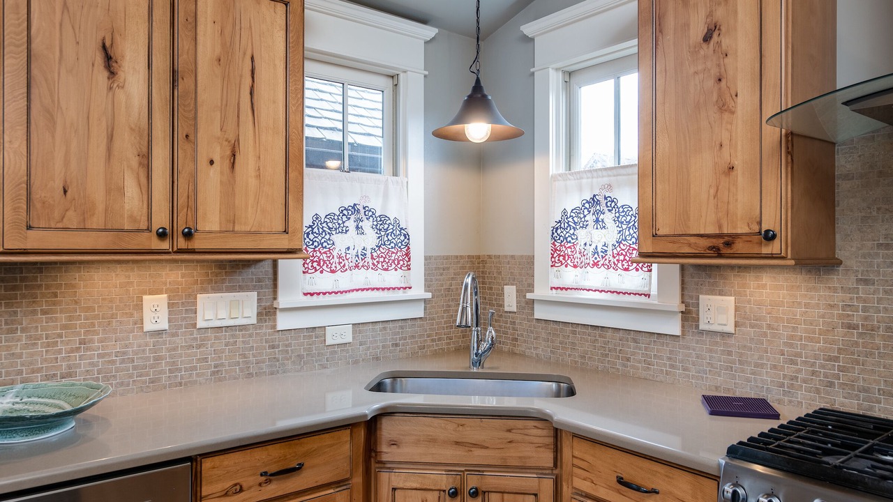 Photo of Kitchen in Historic District