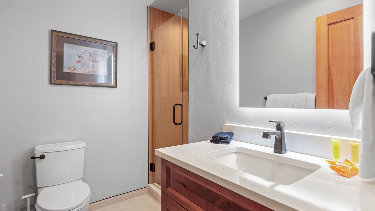 Photo of Bathroom in Peak 9