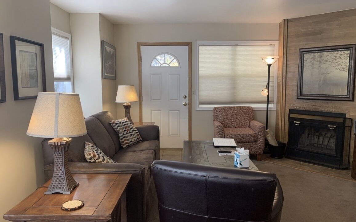 Photo of Livingroom in Historic District