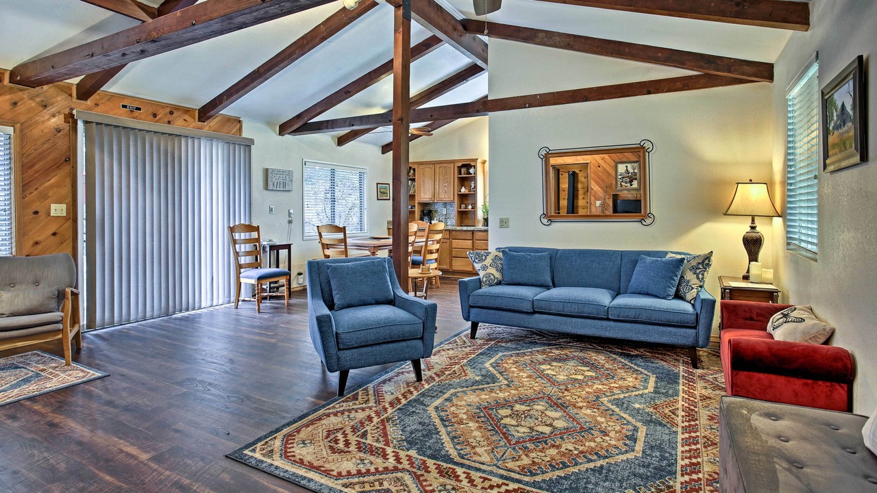 Photo of Livingroom in Mariposa