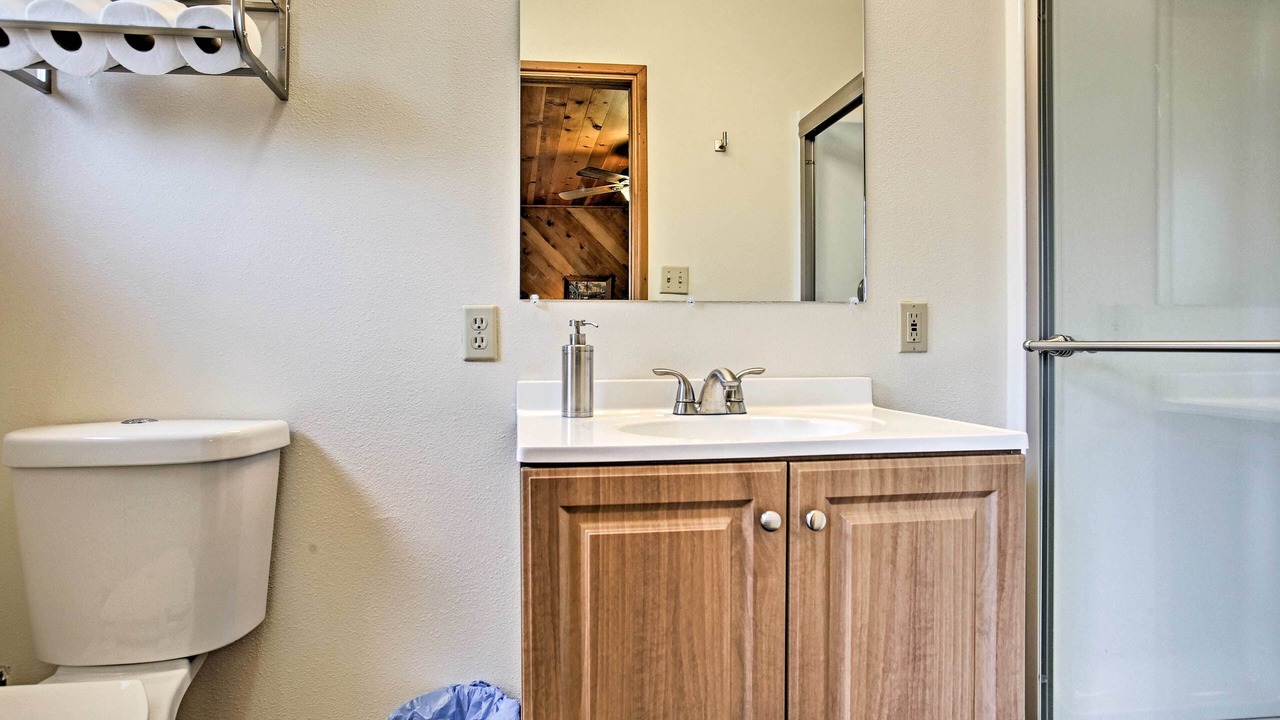 Photo of Bathroom in Mariposa
