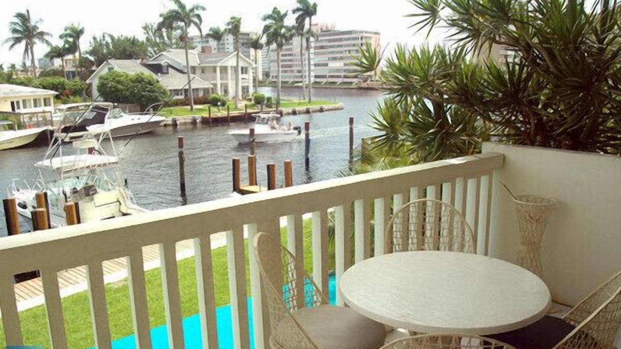 Photo of Patio Balcony in Harbor Village
