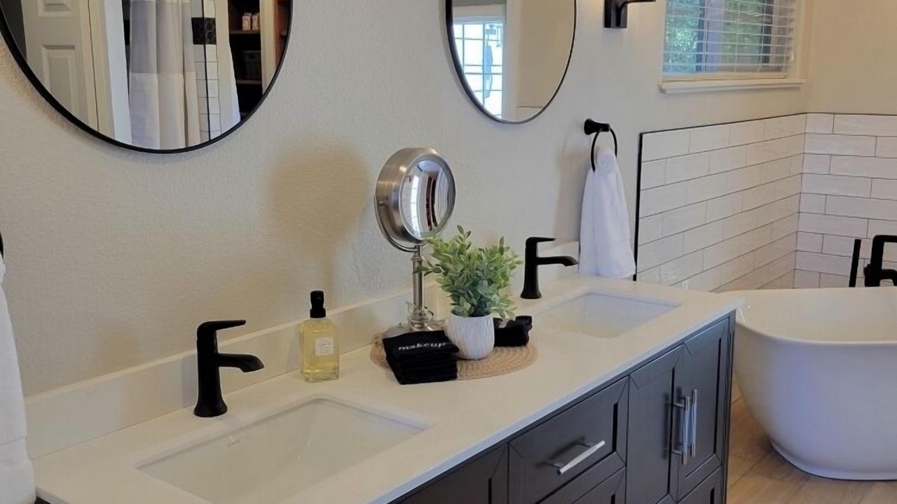 Photo of Bathroom in Ferndale