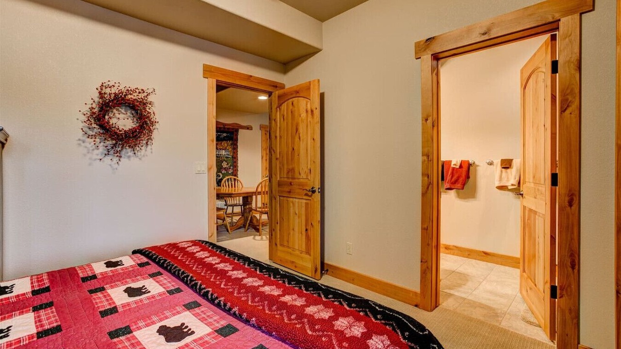 Photo of Bedroom in Estes Park