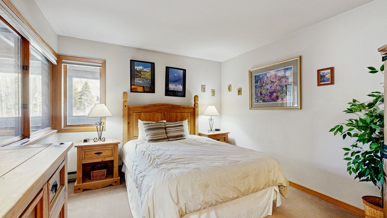 Photo of Bedroom in Mountain House