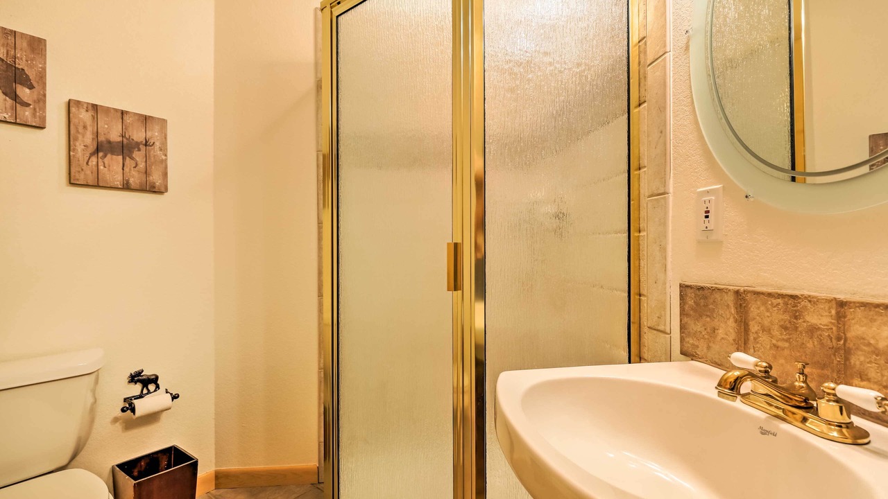 Photo of Bathroom in Grand Lake