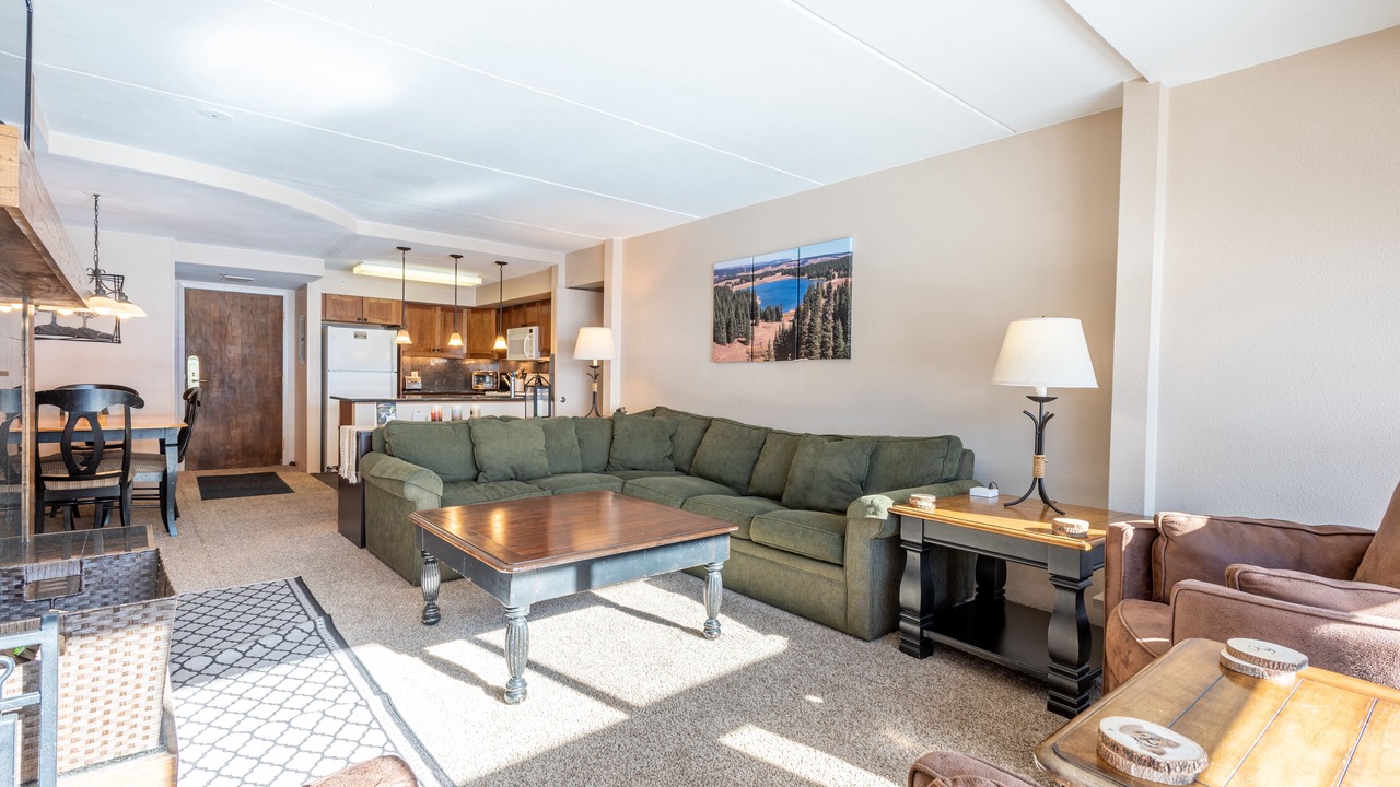 Photo of Livingroom in Copper Mountain Village