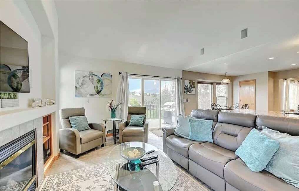 Photo of Livingroom in Northeast Colorado Springs