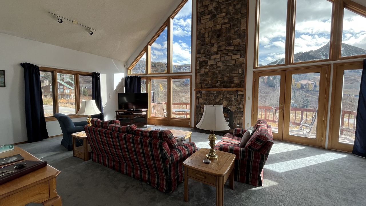 Photo of Livingroom in Mount Crested Butte