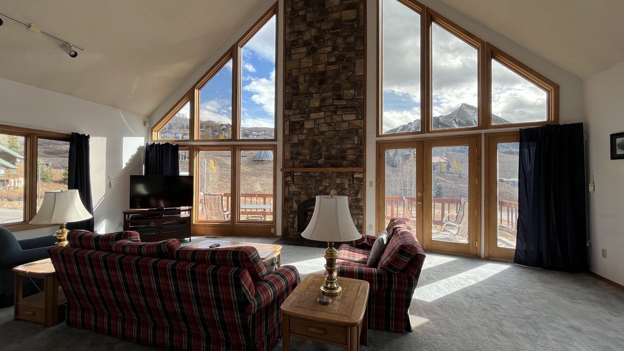 Photo of Livingroom in Mount Crested Butte