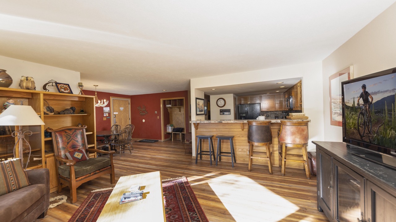 Photo of Livingroom in Mountain House