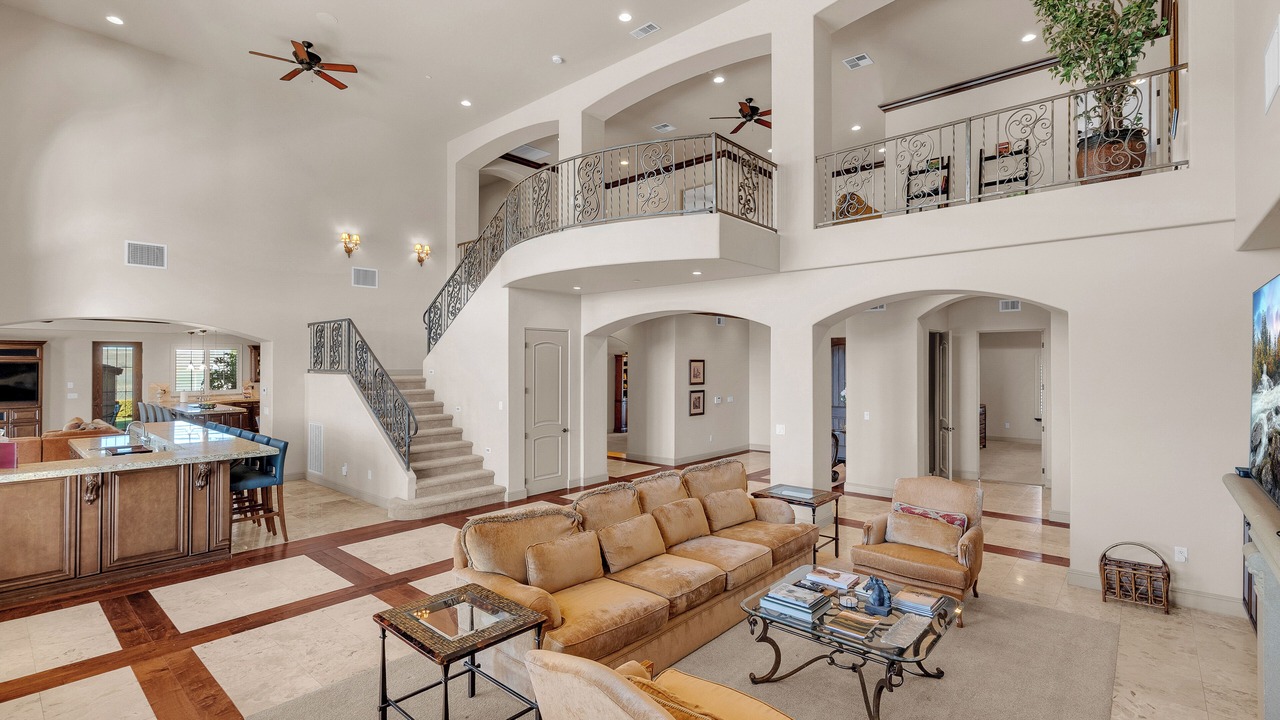 Photo of Livingroom in Shandon