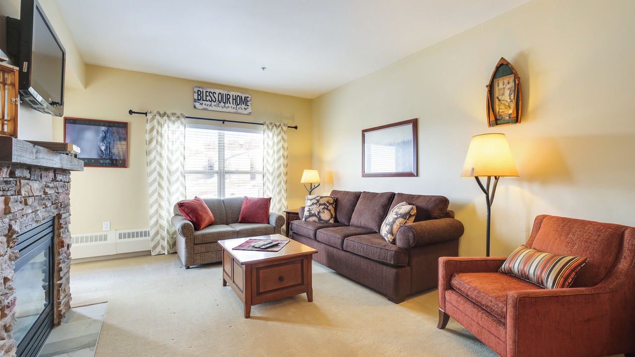 Photo of Livingroom in Silvercreek