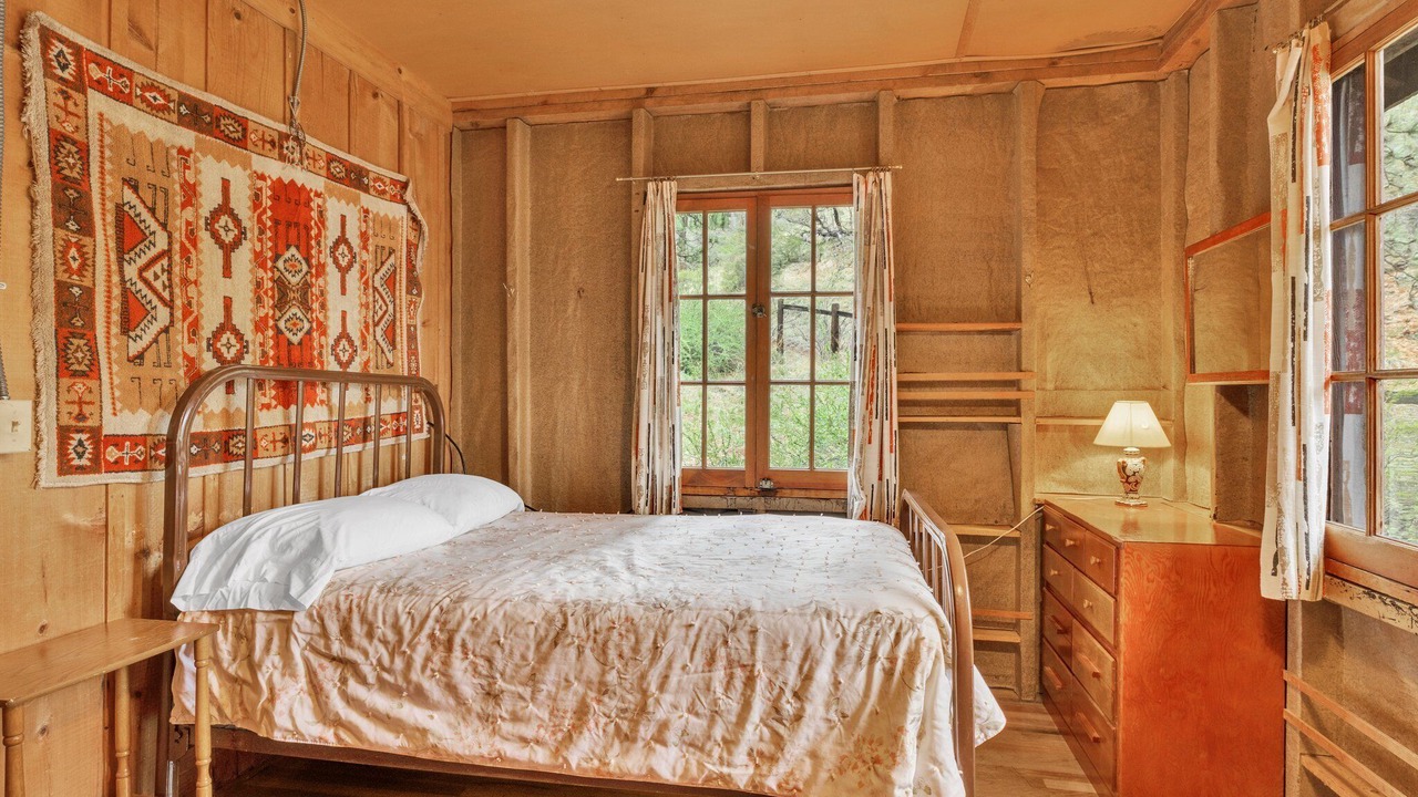 Photo of Bedroom in Green Mountain Falls