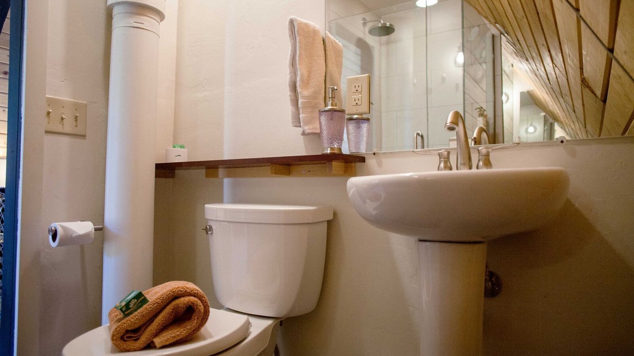 Photo of Bathroom in Wildernest