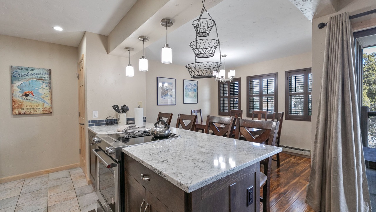 Photo of Kitchen in Four O'Clock