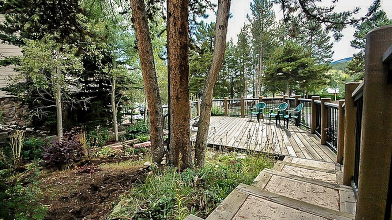 Photo of Patio Balcony in Four O'Clock