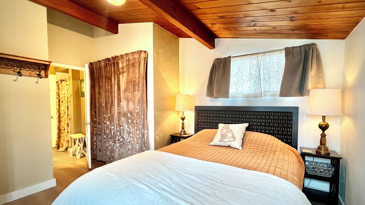 Photo of Bedroom in Lodge Hill