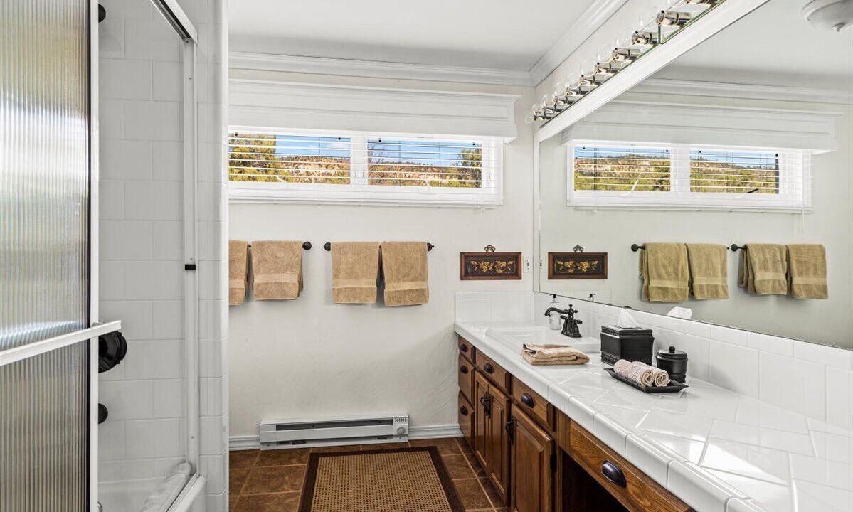 Photo of Bathroom in Pleasant Valley