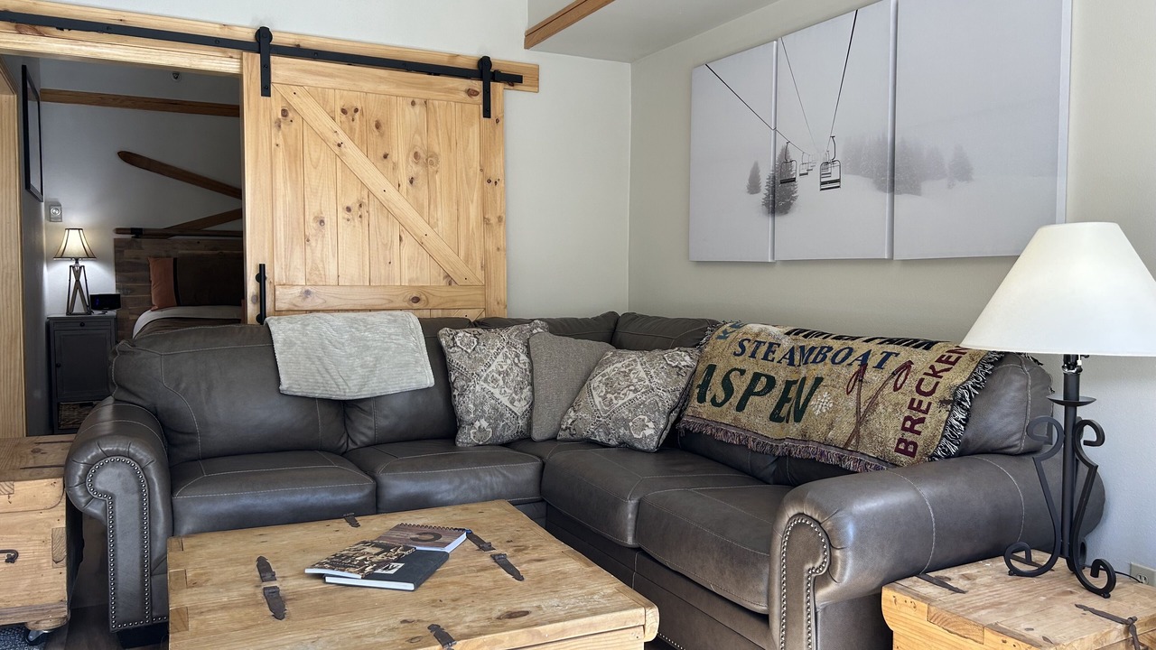 Photo of Livingroom in Mountain House