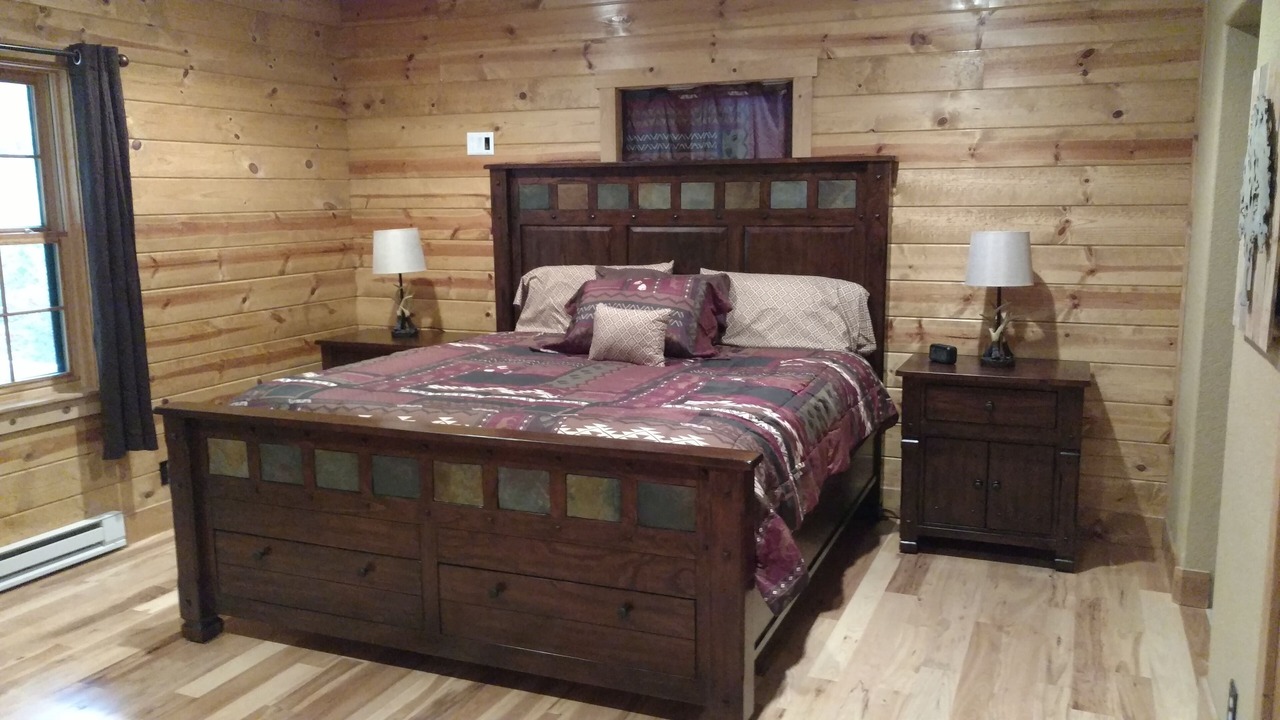 Photo of Bedroom in Idaho Springs