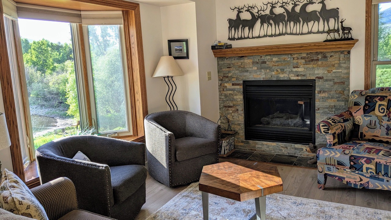 Photo of Livingroom in Willow Grove