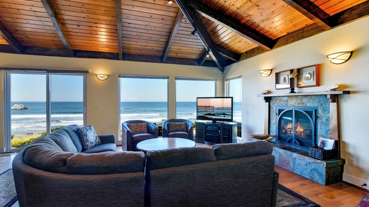Photo of Livingroom in Cayucos