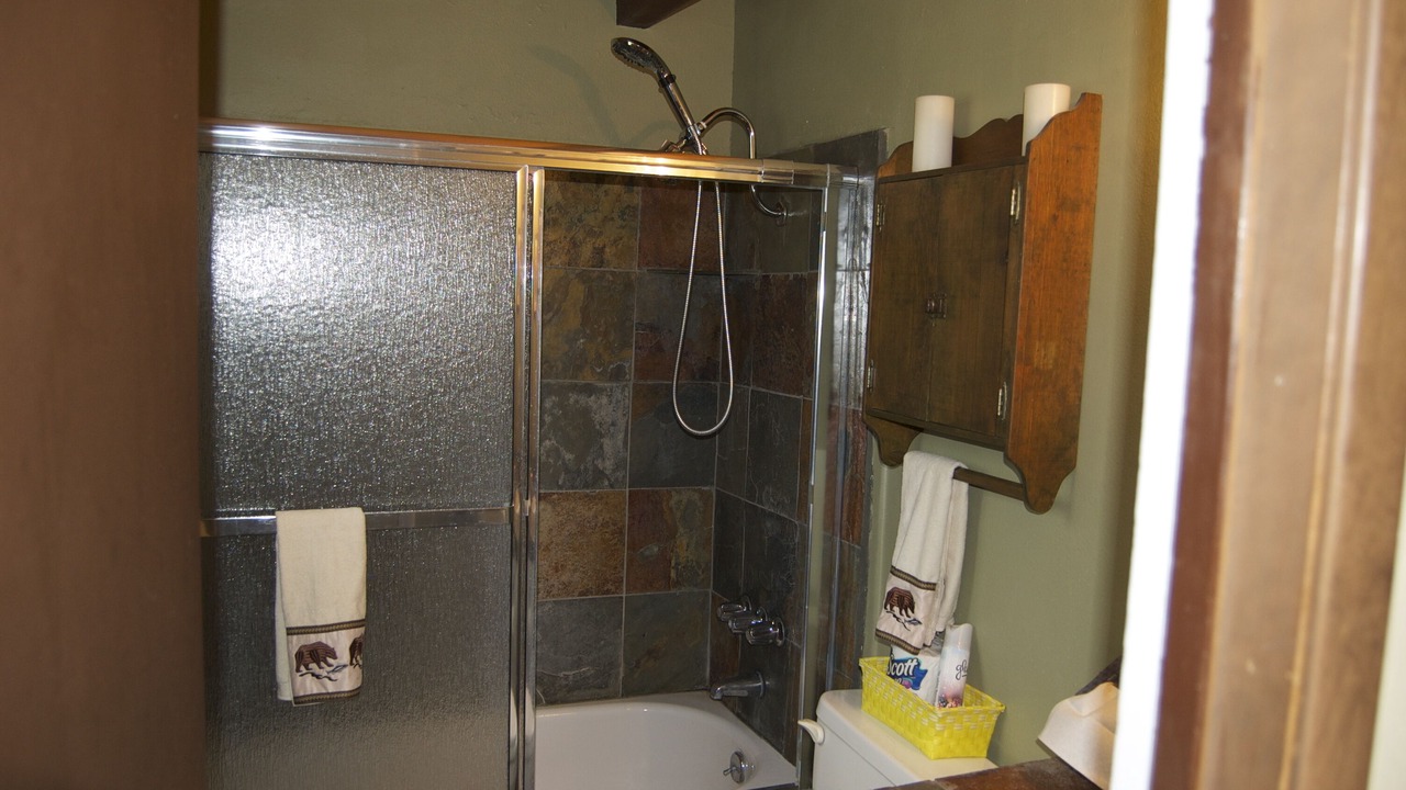 Photo of Bathroom in Moonridge