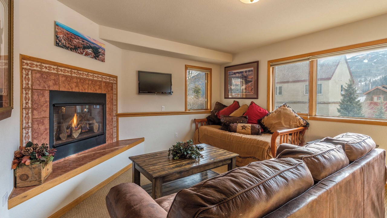 Photo of Livingroom in Keystone