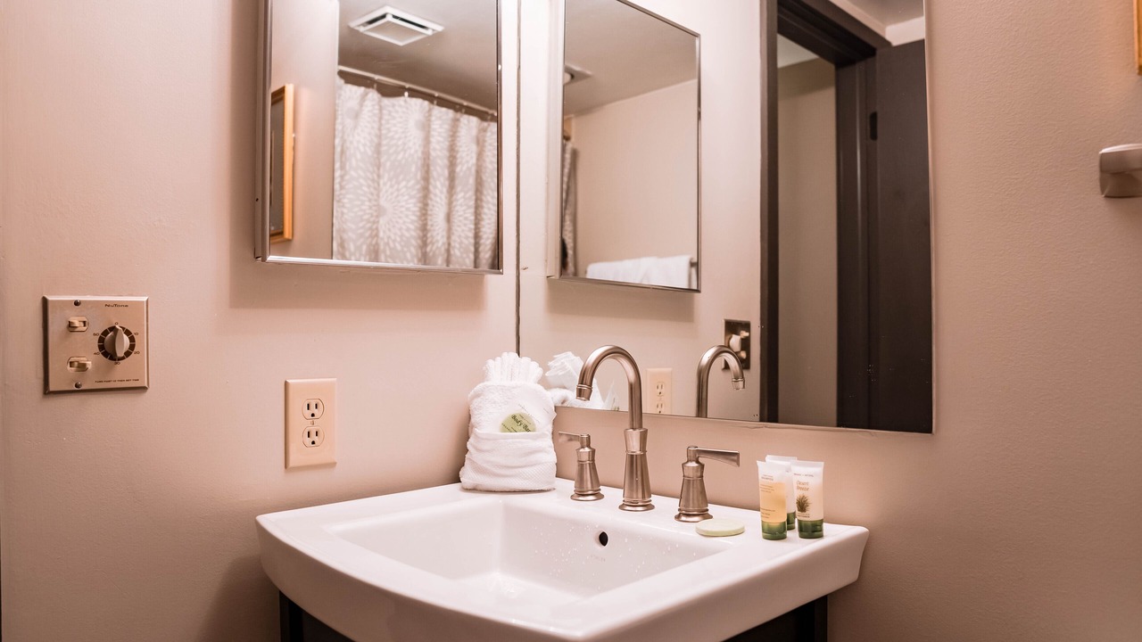 Photo of Bathroom in Copper Mountain Village