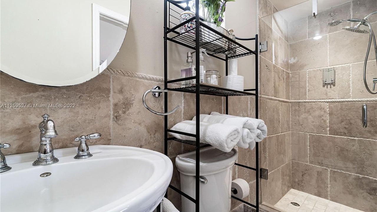 Photo of Bathroom in South Lake