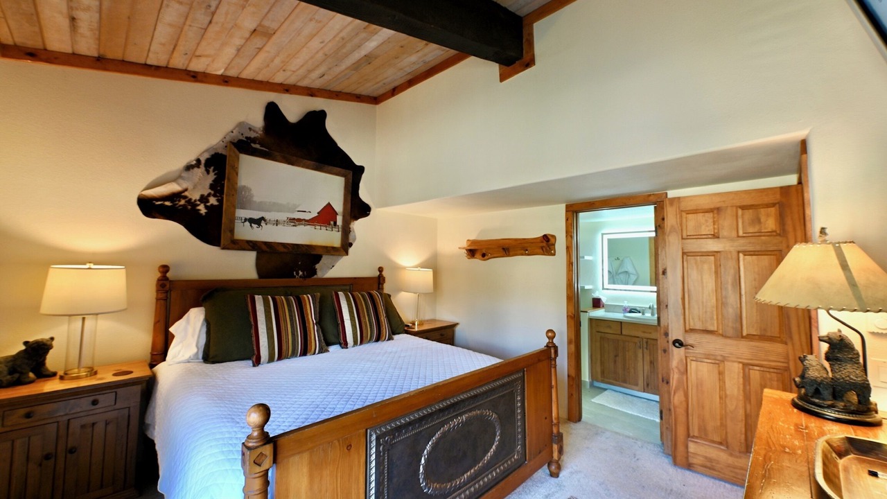 Photo of Bedroom in Snowmass Village